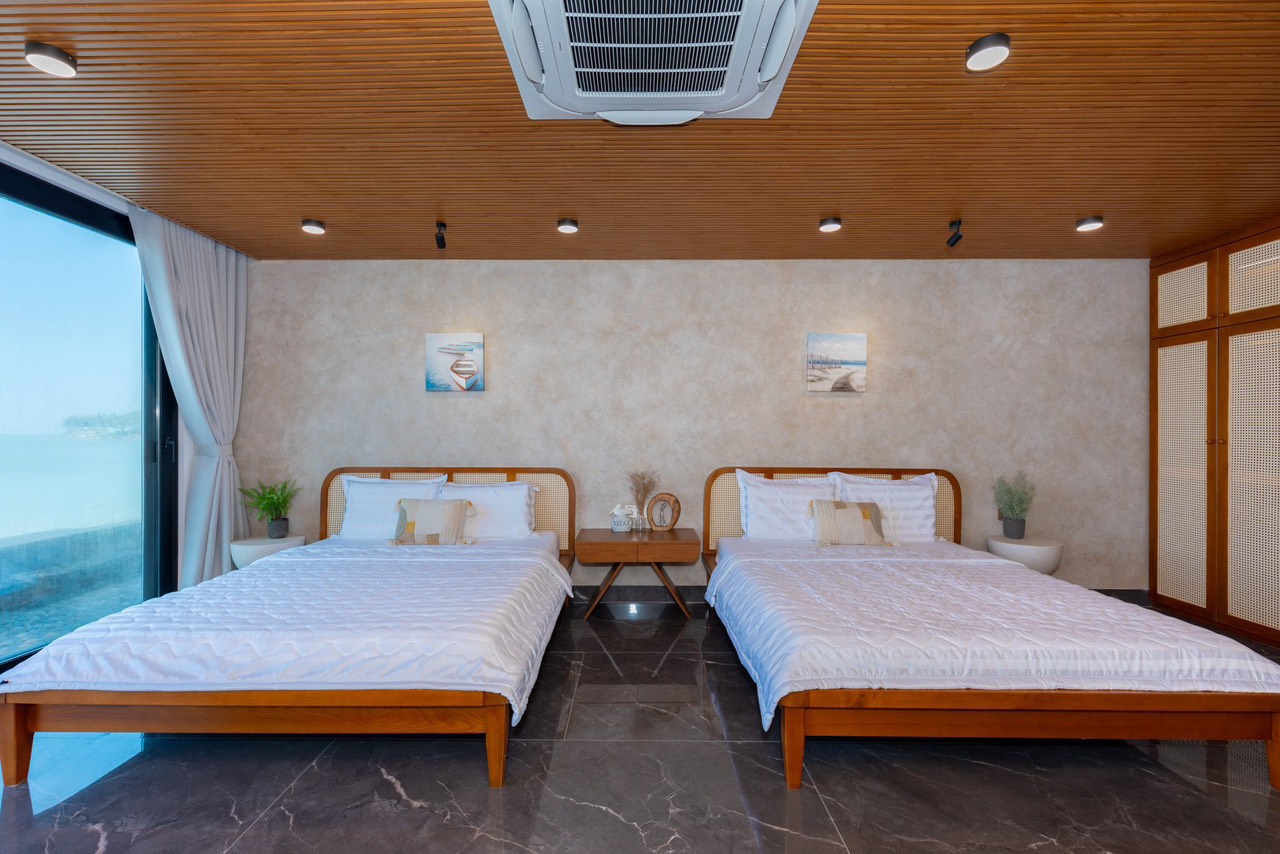z5882637915518_f1798f4ec3270e1c7d426dc744cee111 The Palm Villas