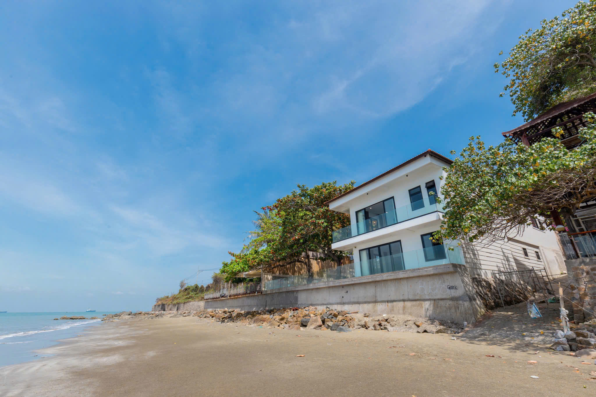 z6498189126471_0bda05a3796a2822260095b32676d17e The Palm Villas