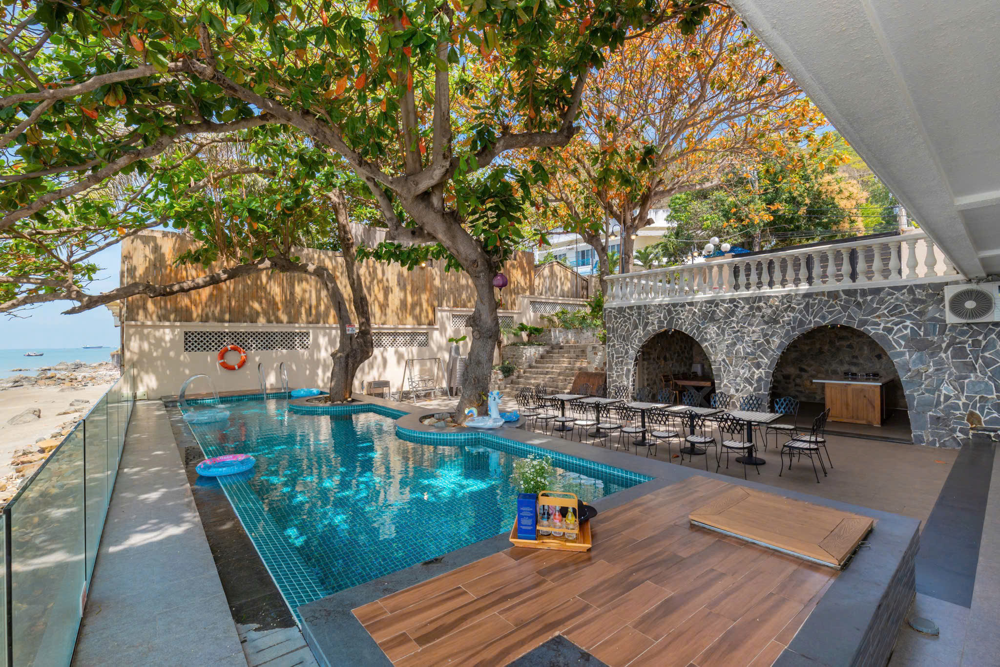 z6498189230915_a697cbed8ab0534f8f49aaf42e1609d5 The Palm Villas