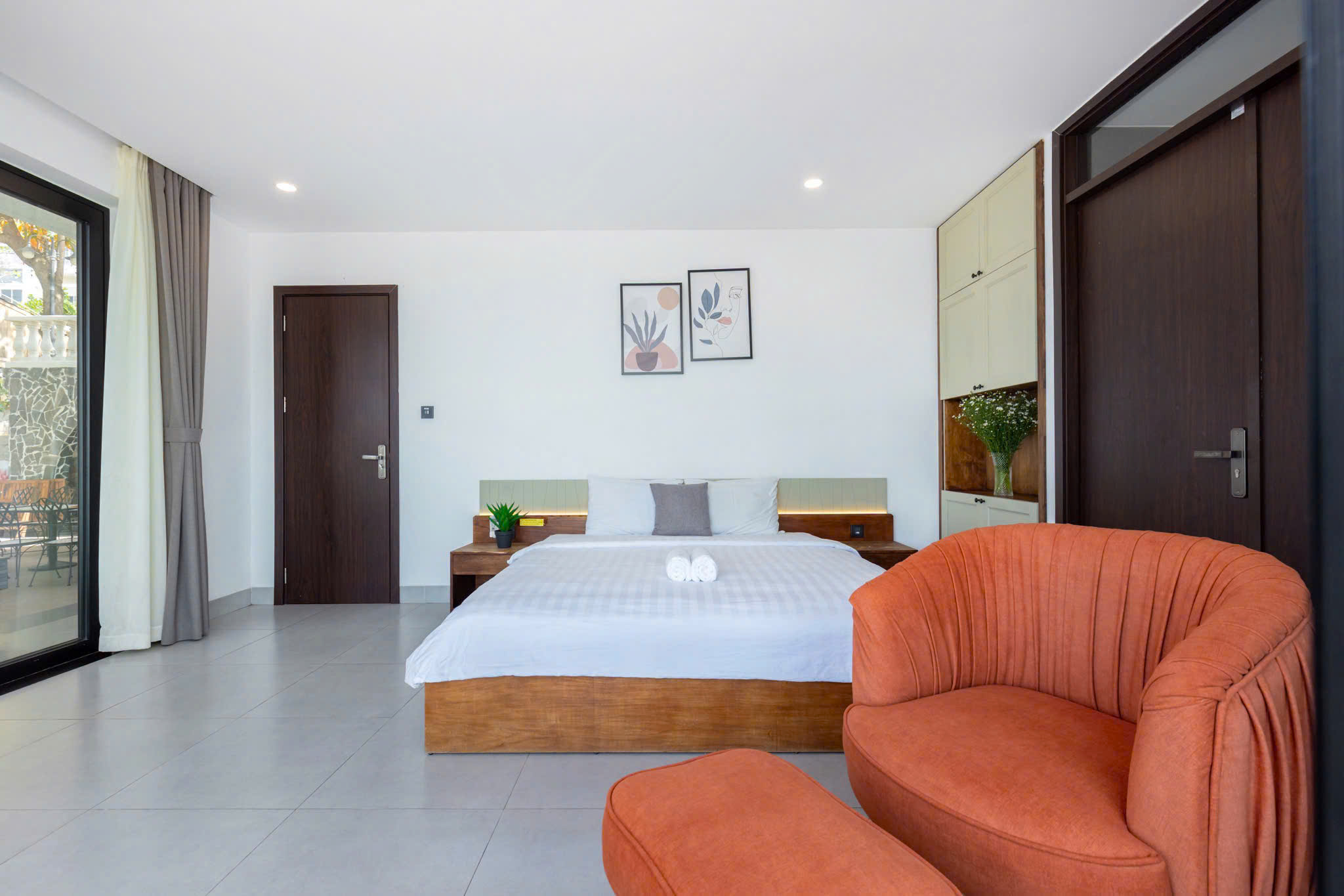 z6498191382909_bfeed6b0547f995e33978a13b79da018 The Palm Villas